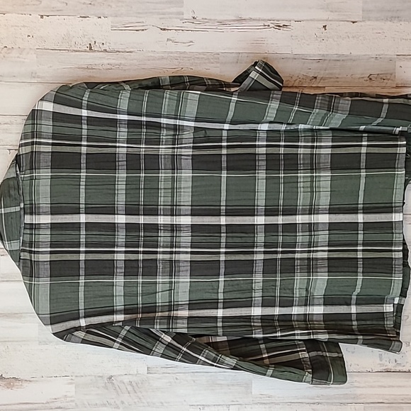 Croft and barrow plaid shirt large - Picture 4 of 7